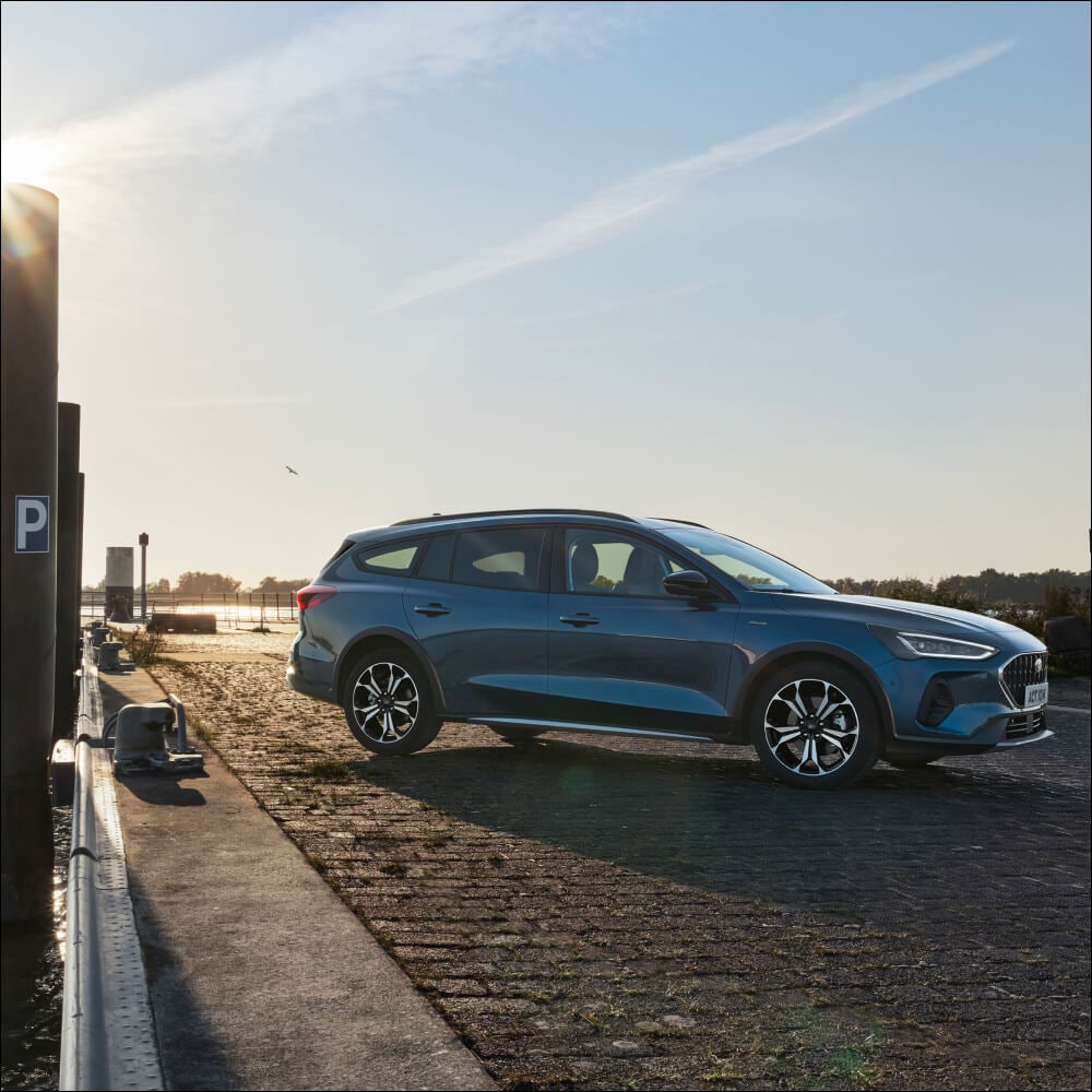 Ford Focus stationné 