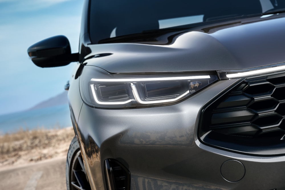 Phares dynamic du  kuga black package