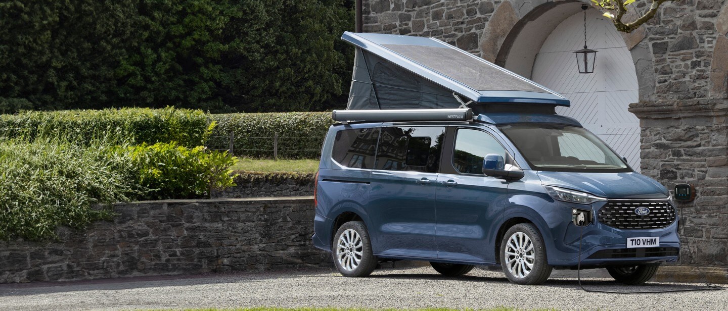 Ford tourneo camper shop van