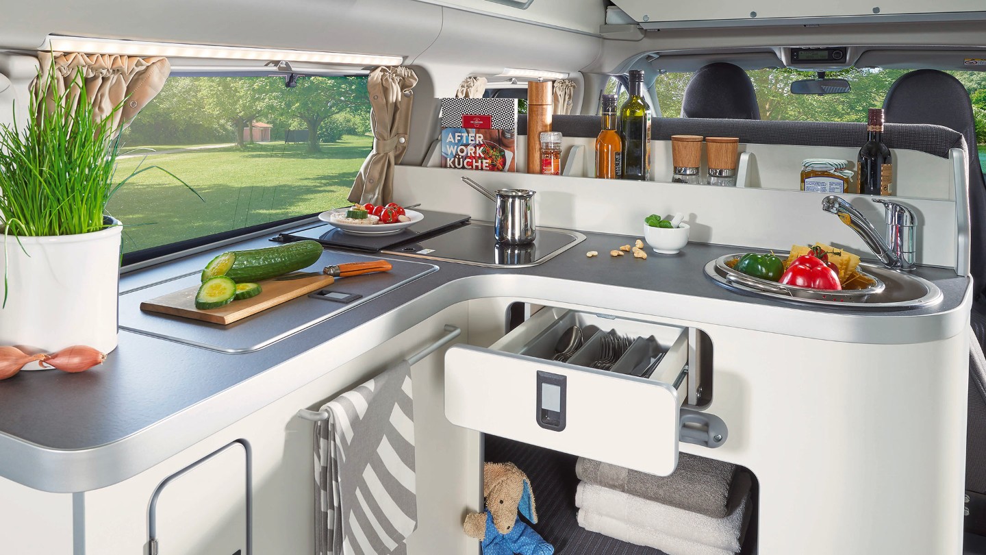 Cuisine du Ford Transit Custom Nugget