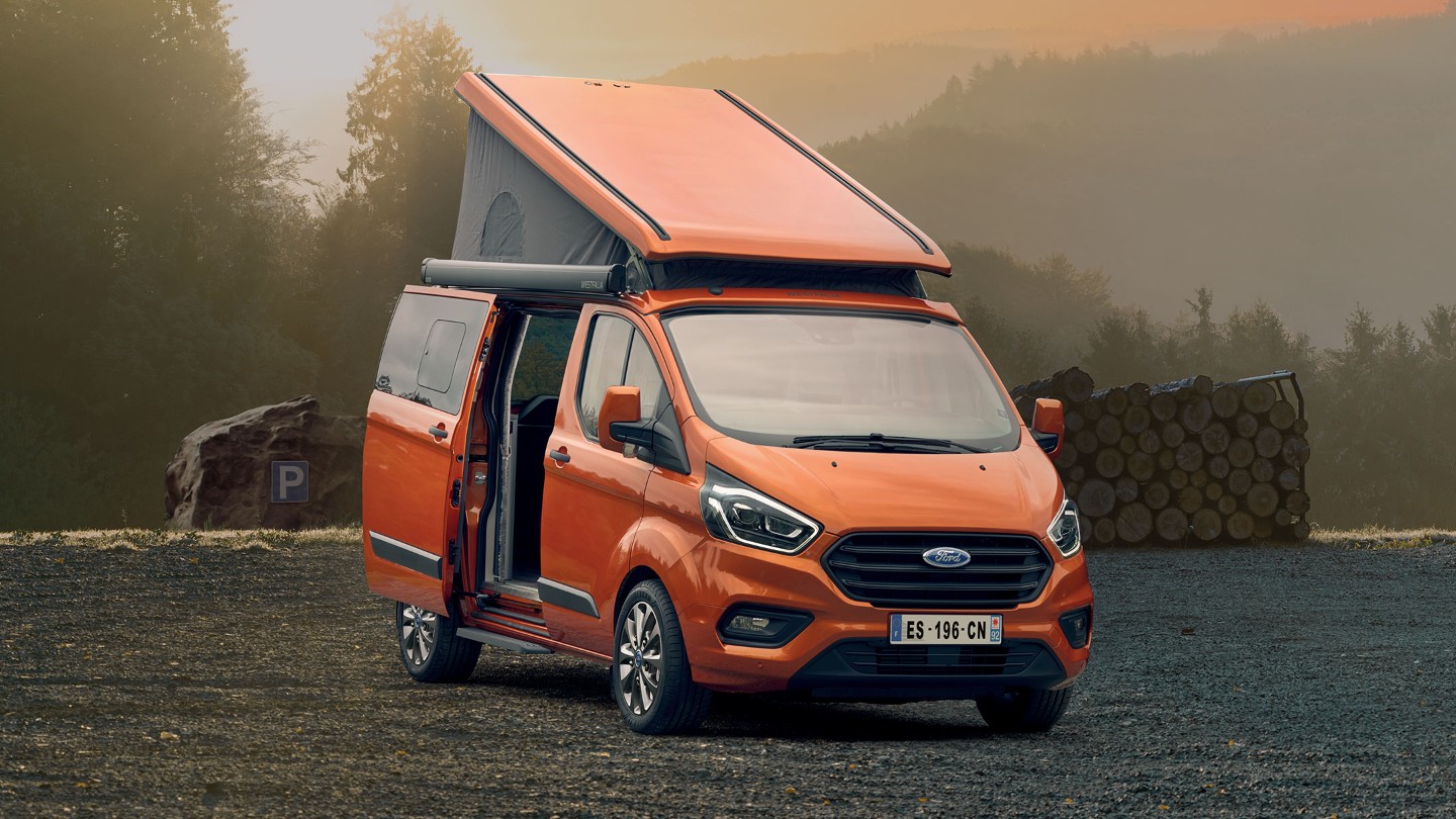 Ford Transit Custom Nugget Orange avec toit relevable