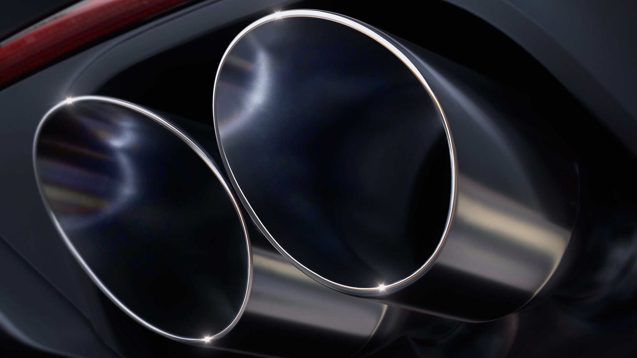 Gros plan sur l'échappement à clapet actif de la Ford Mustang.