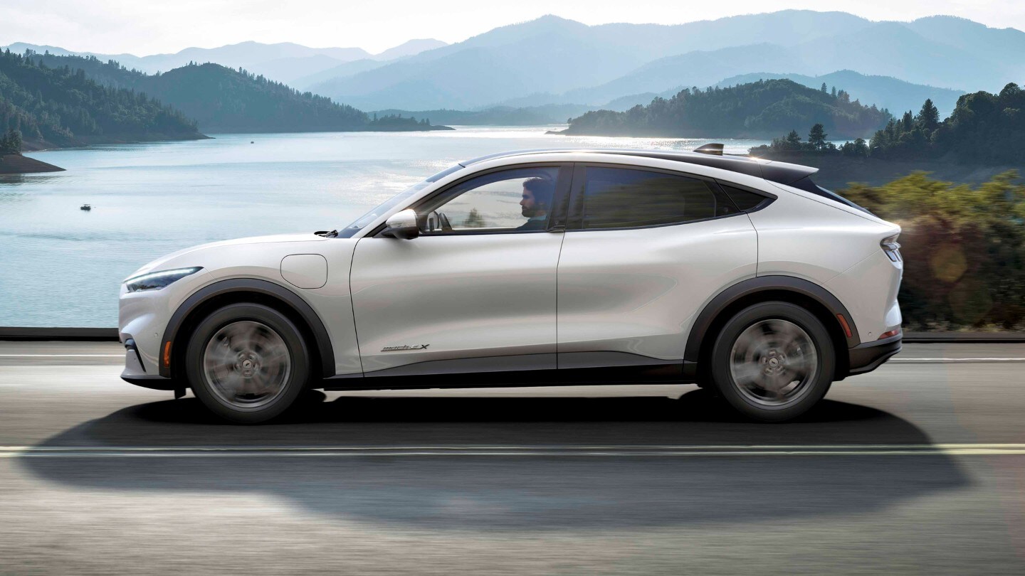 Design Interieur Et Exterieur De La Mach E Ford Fr Design Interieur Et Exterieur De La Mach E Ford Fr