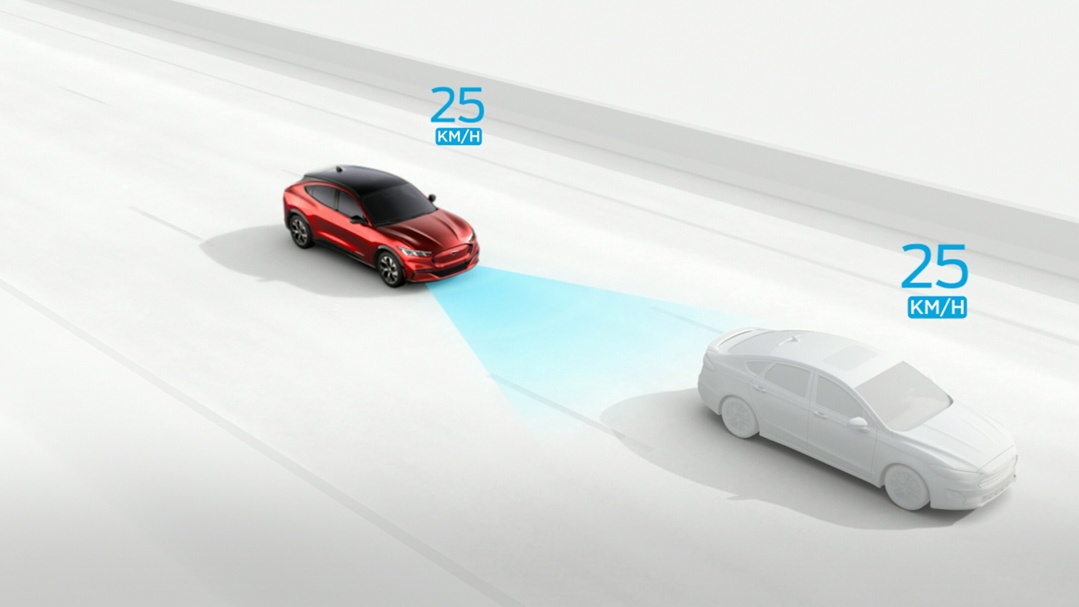 La Nouvelle Ford Mustang Mach-E utilisant le régulateur de vitesse adaptatif pour maintenir une distance de sécurité prédéfinie. 