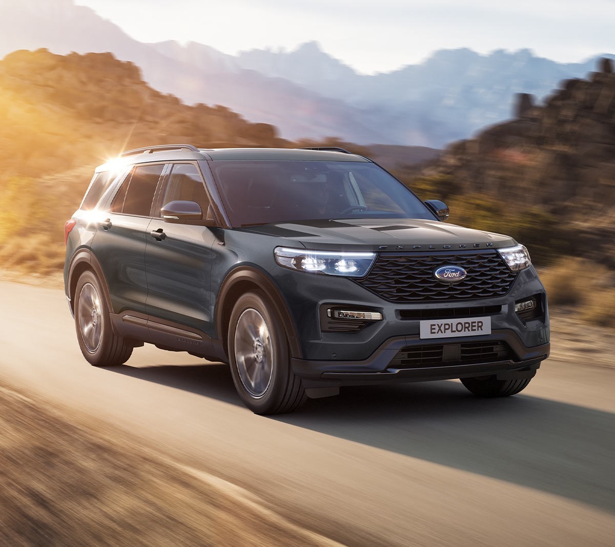 Le nouveau Ford Explorer sur la route.