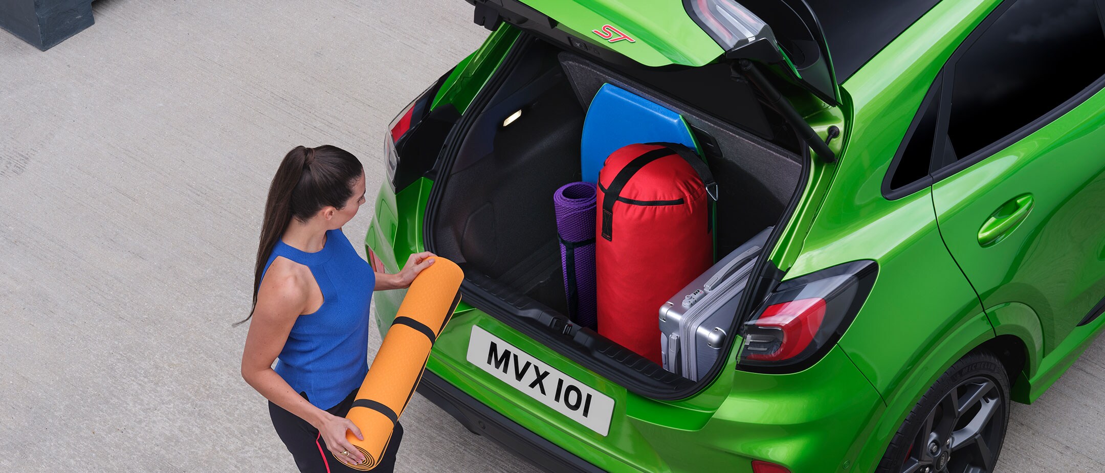 Gros plan sur la MegaBox du Ford Puma ST.