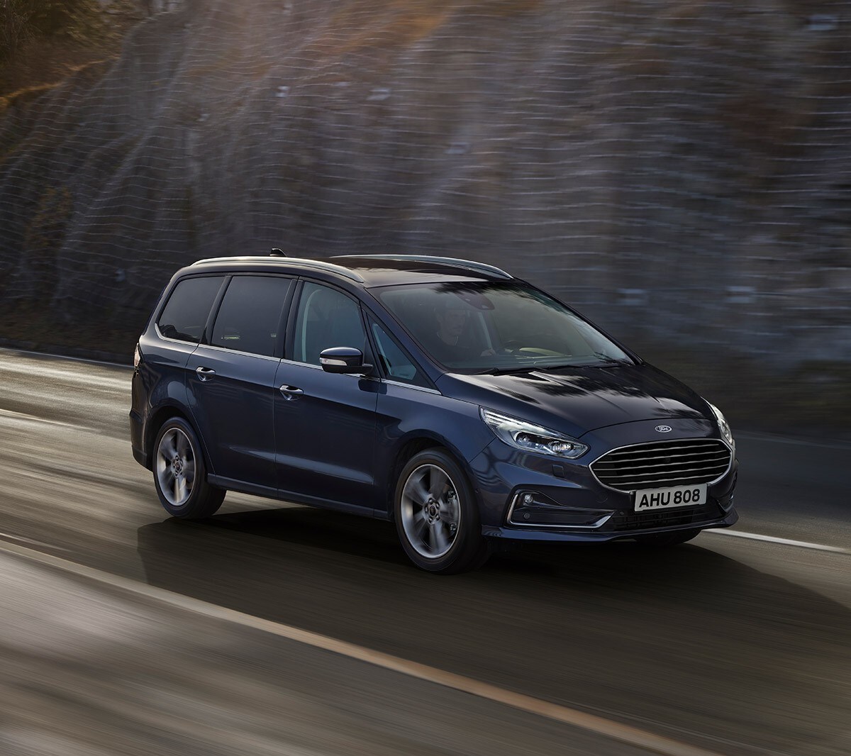 Ford Galaxy showing front three quarter view