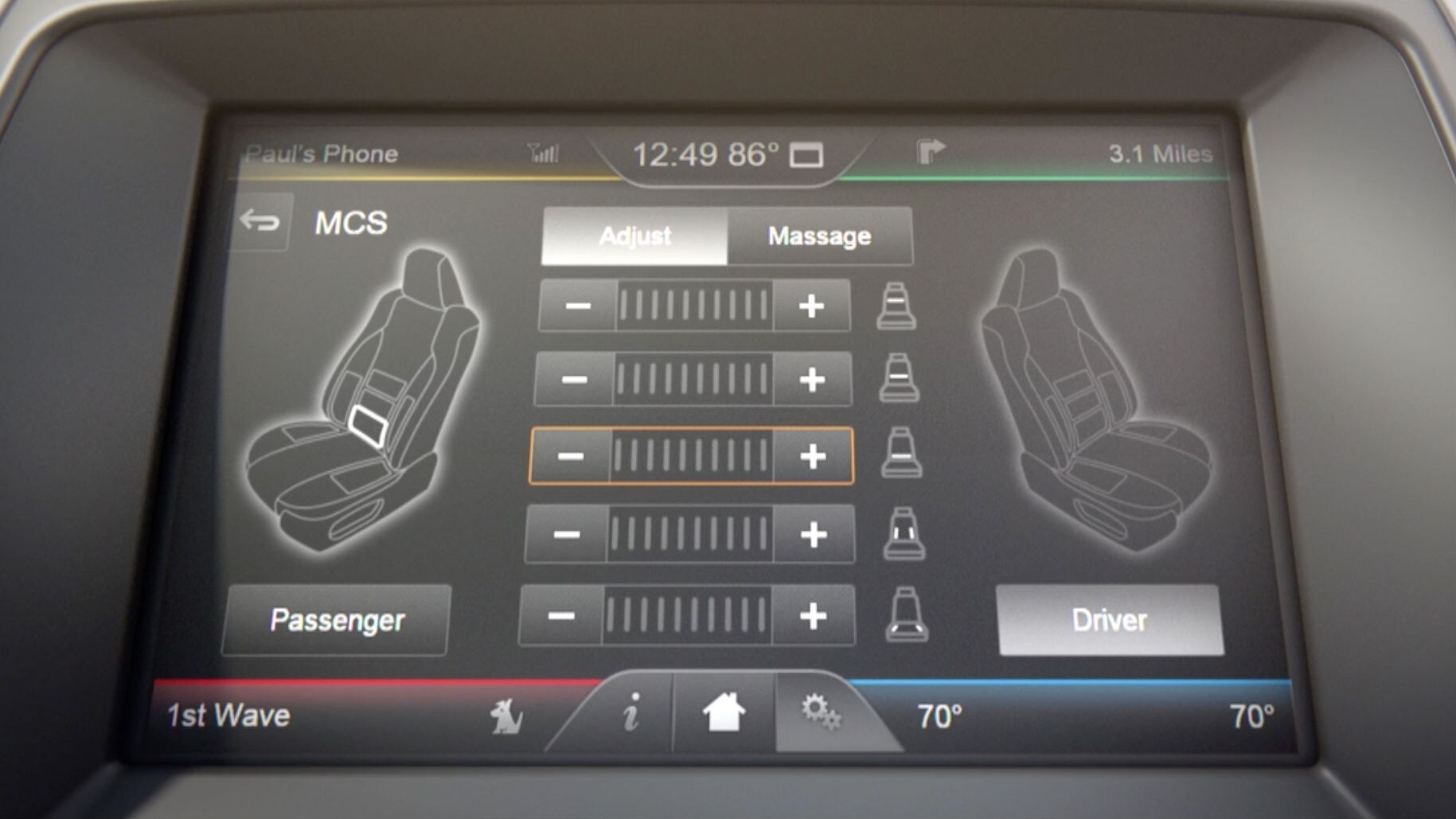 Ecran tactile indiquant les options disponibles sur les sièges.