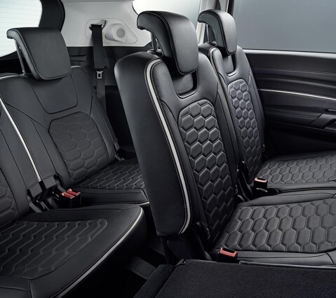 Ford S-MAX Vignale interior showing the seats with hexagonal pattern