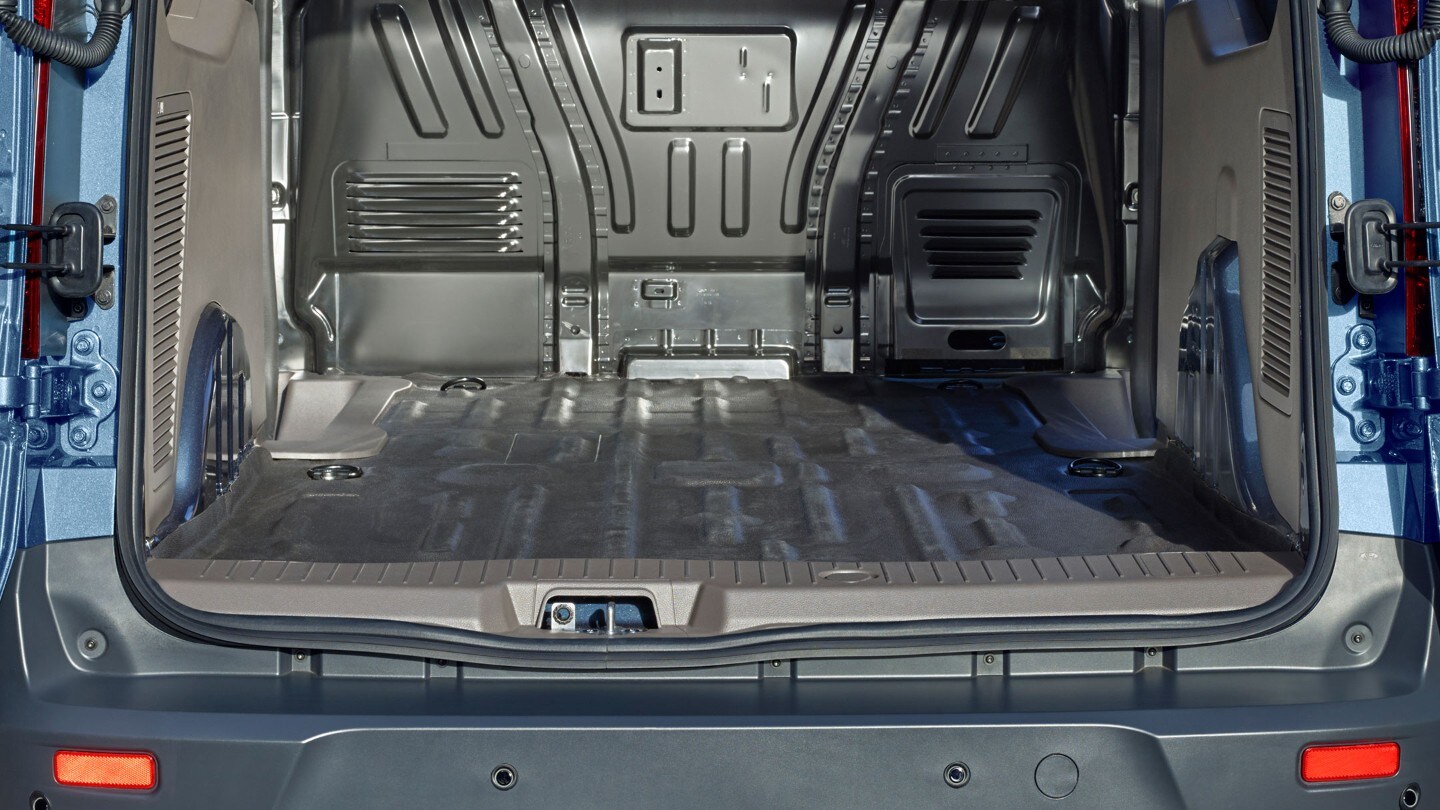 Gros plan sur le plancher de chargement du Ford Transit Connect.