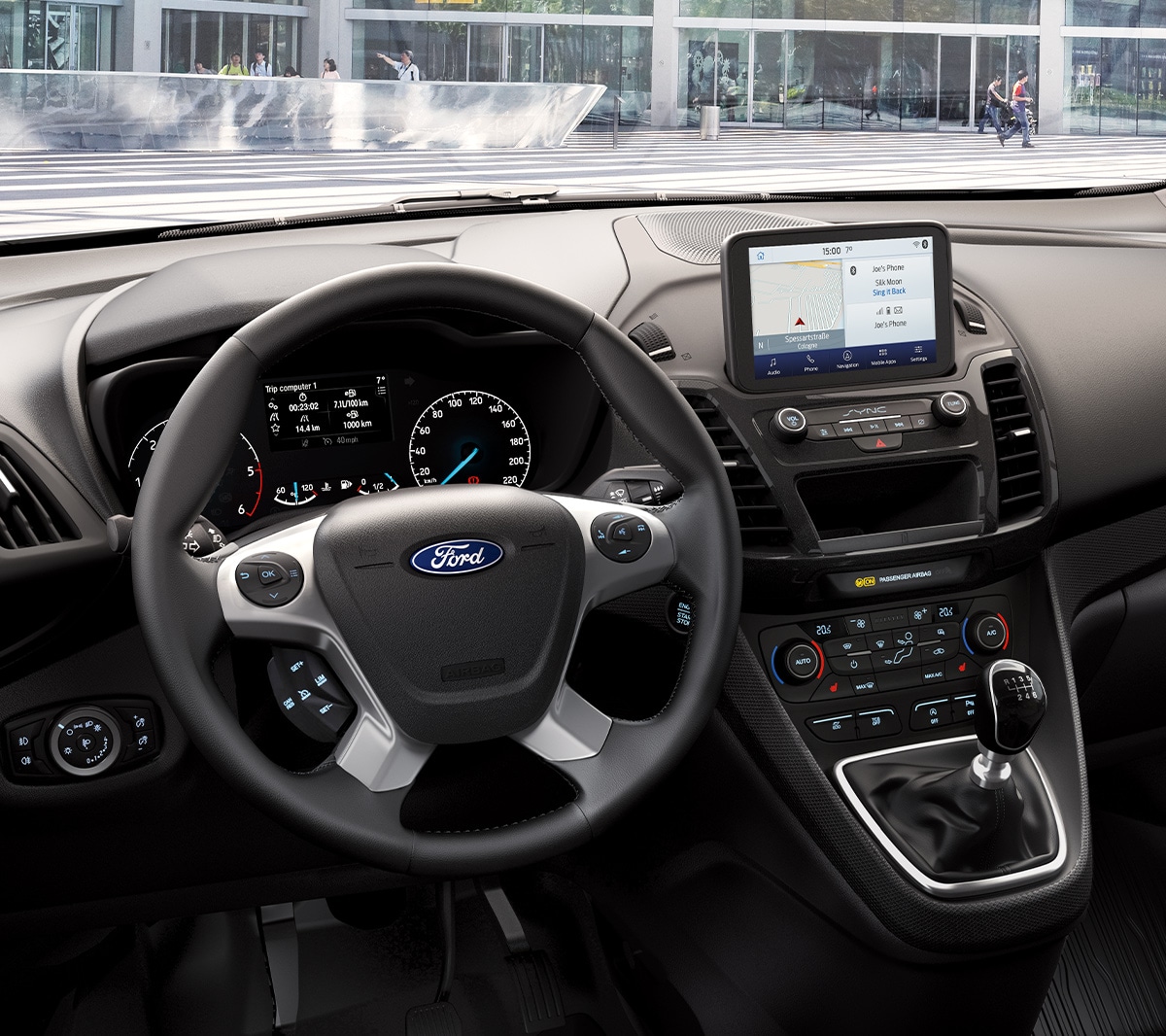 Ford Transit Connect sur la route