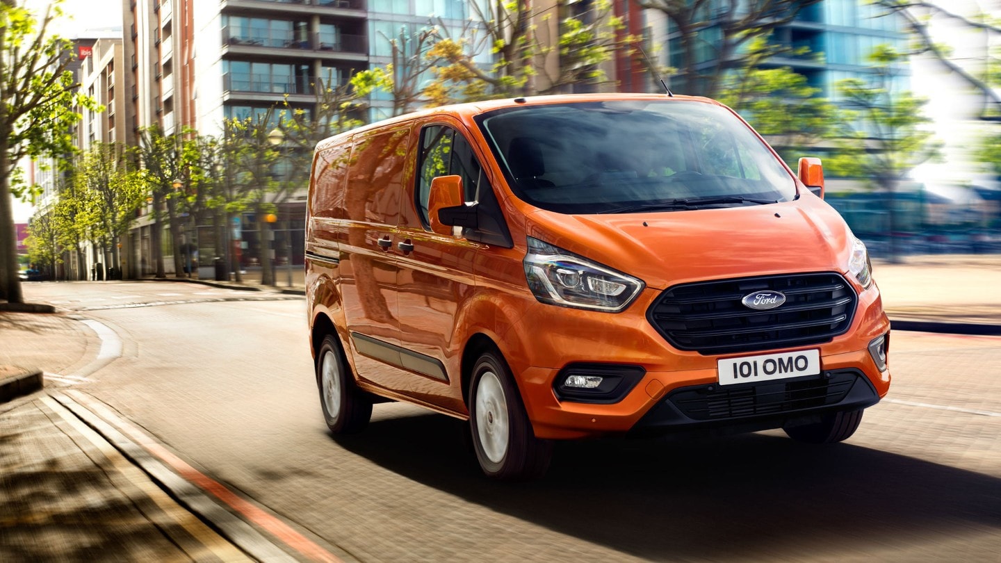 Ford Transit Custom sur la route