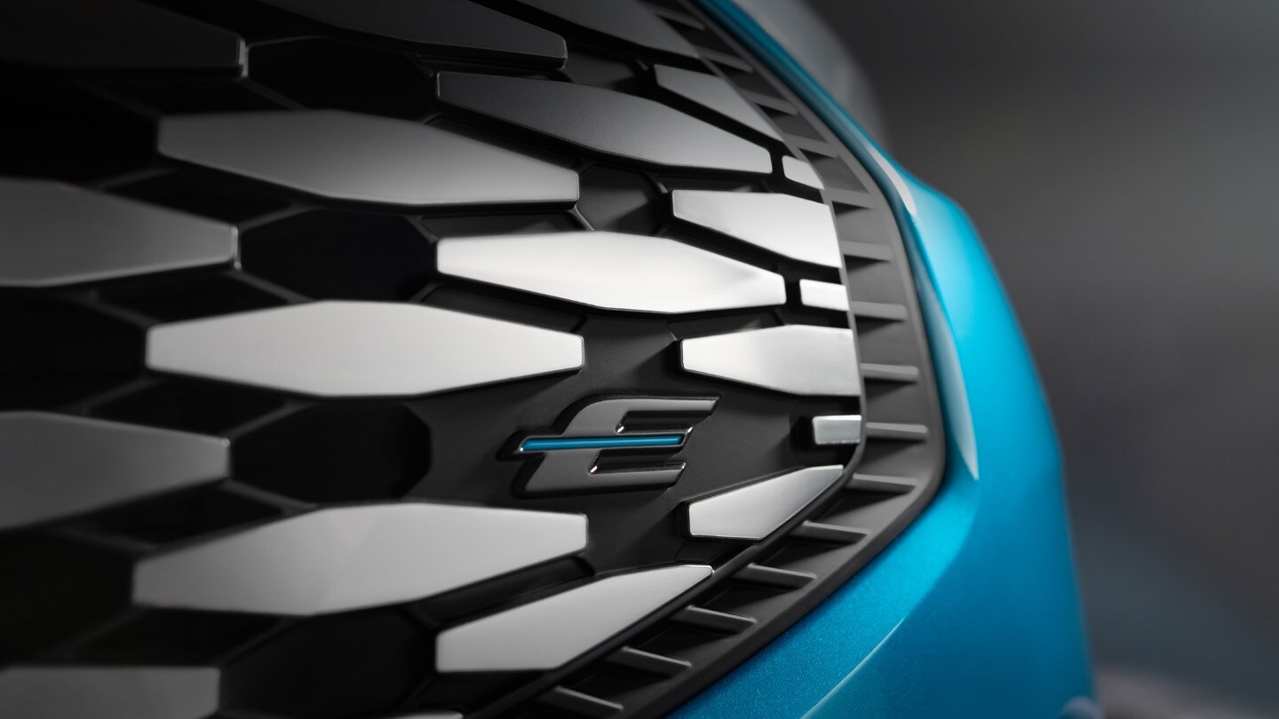 La calandre du Ford E-Transit Custom