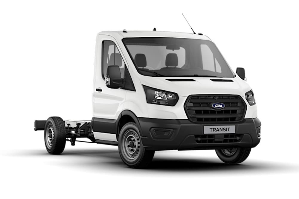 Ford Transit Châssis Simple Cabine Base blanc sur fond blanc.