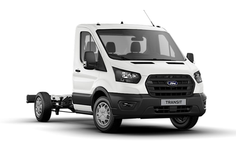 Ford Transit Châssis Simple Cabine Trend blanc sur fond blanc.