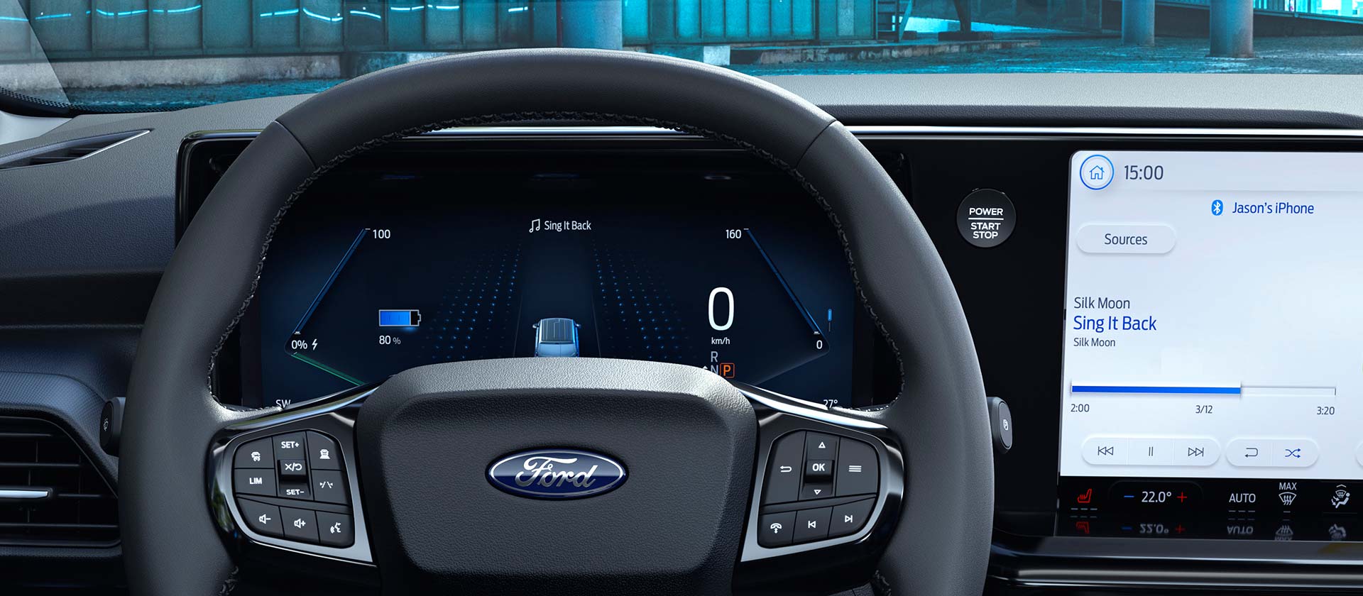 Ford E-Transit Courier affichage numérique